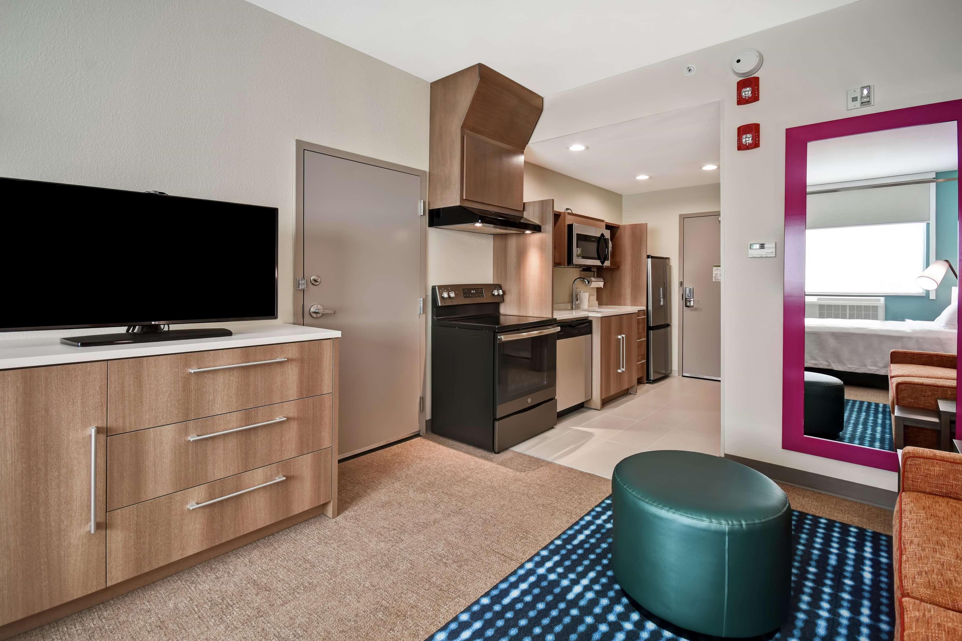 Home2 Suites By Hilton Columbus Downtown Exterior photo