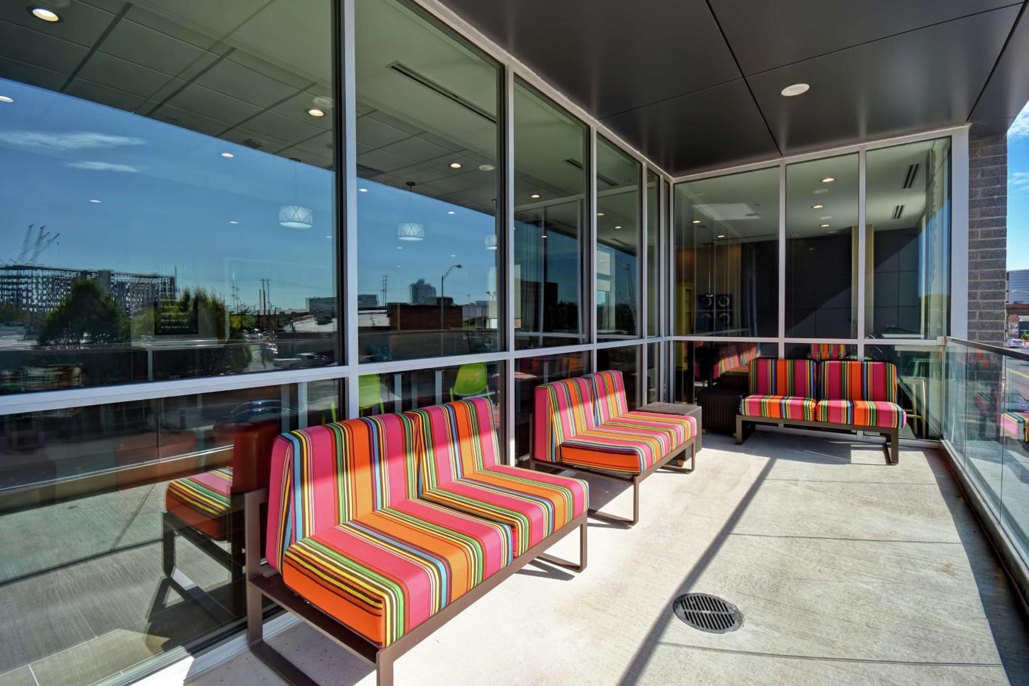 Home2 Suites By Hilton Columbus Downtown Exterior photo